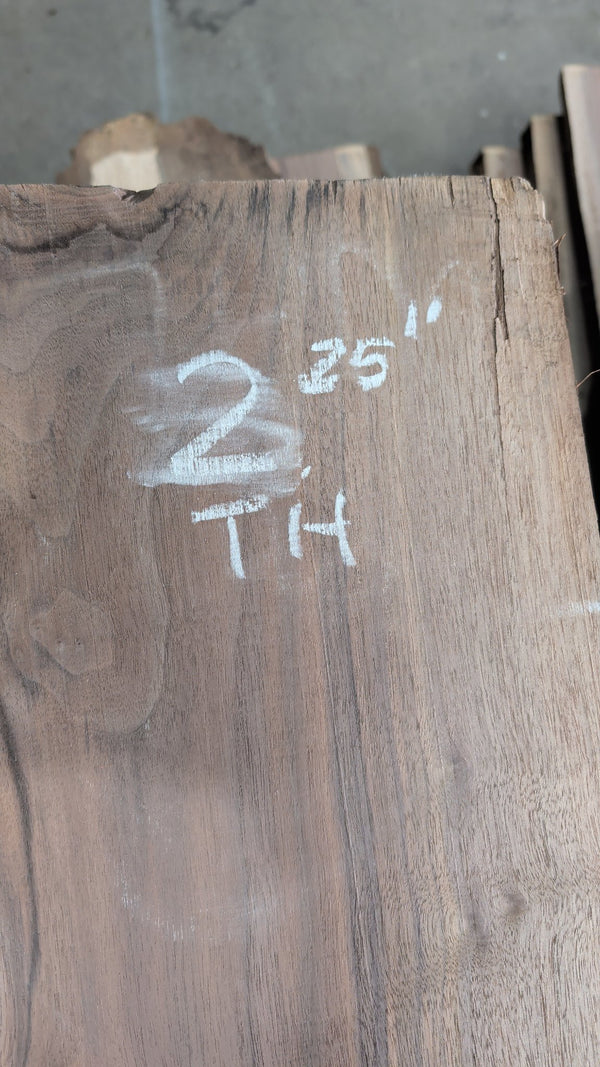 Black Walnut live edge slab #BW17782, grain detail