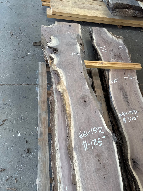 Black Walnut Live Edge Slab #BW1592 – 21.25 BF, 136" Long