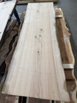 RO1711 red oak slab, full view