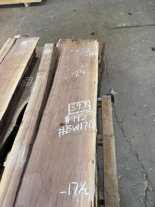 BW1718 black walnut slab, top end view